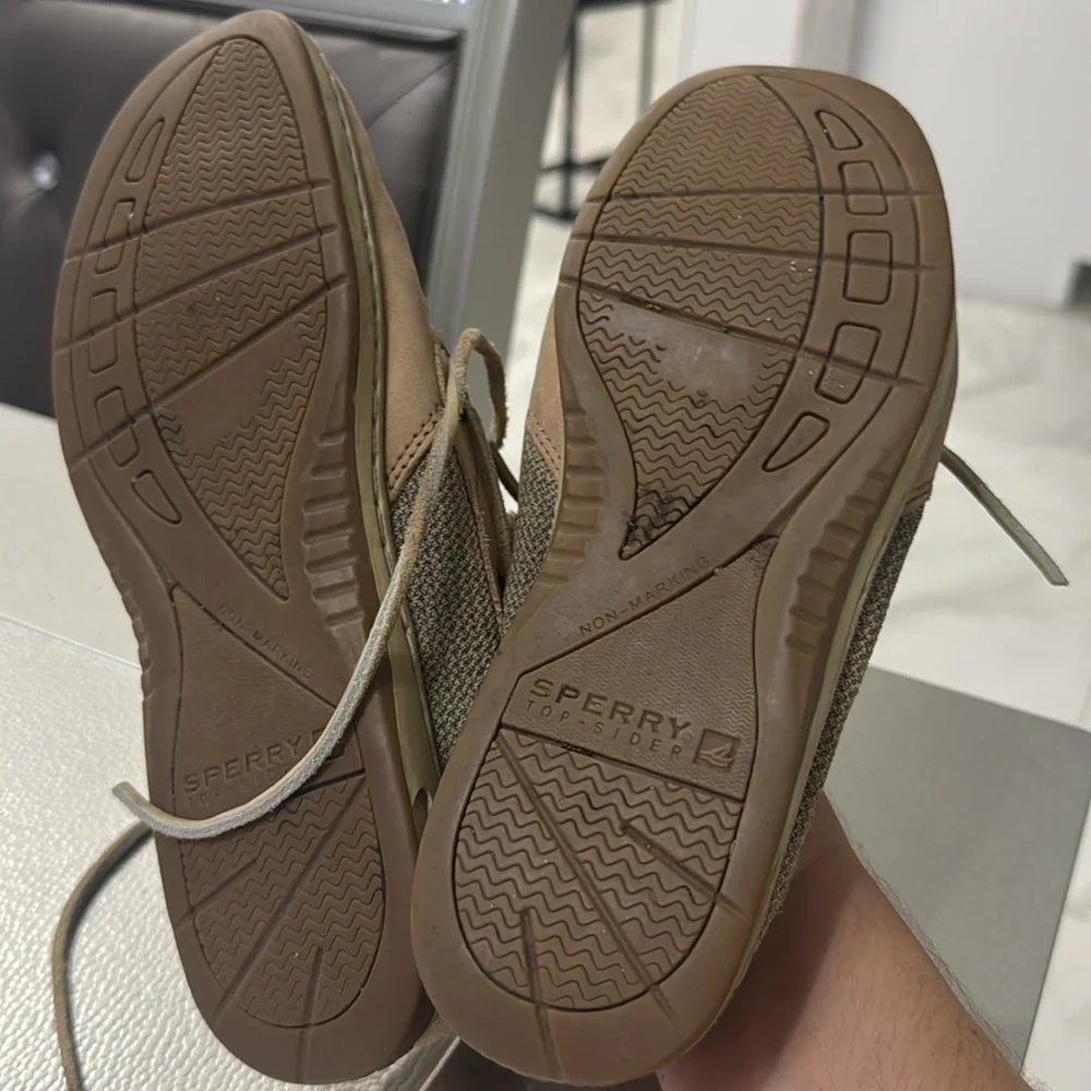 Sperry Women’s Tan Bluefish Boat Shoe.  Sz 6.5